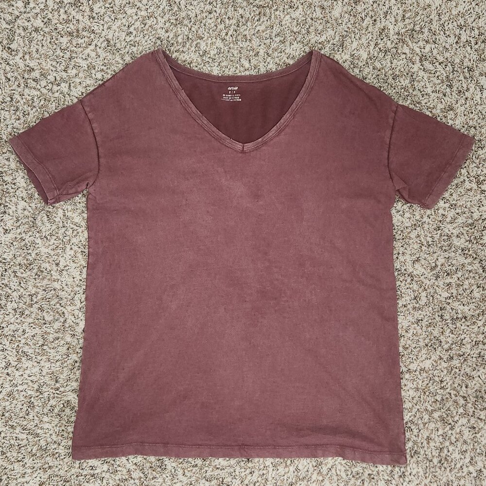 Aerie Oversized Distressed Rustic Red V- Neck T-shirt – Size SM